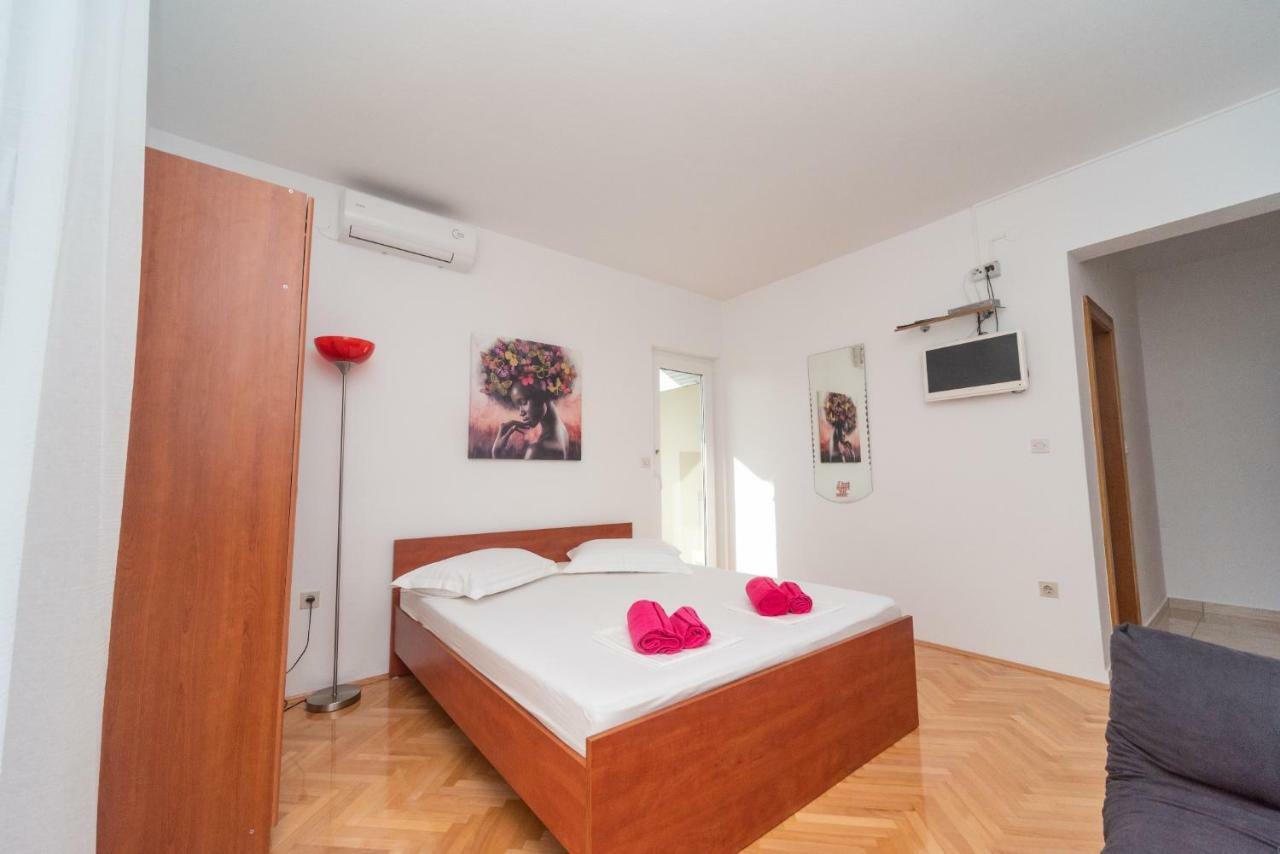 Marios Apartman Brela Kültér fotó